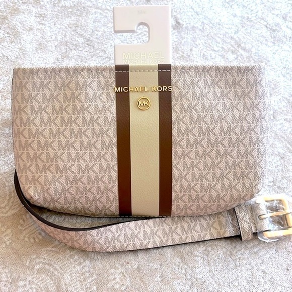 Brand New Michael Kors Vanilla Logo Belt Bag Center Stripe Zippered Fanny Pack main image 9